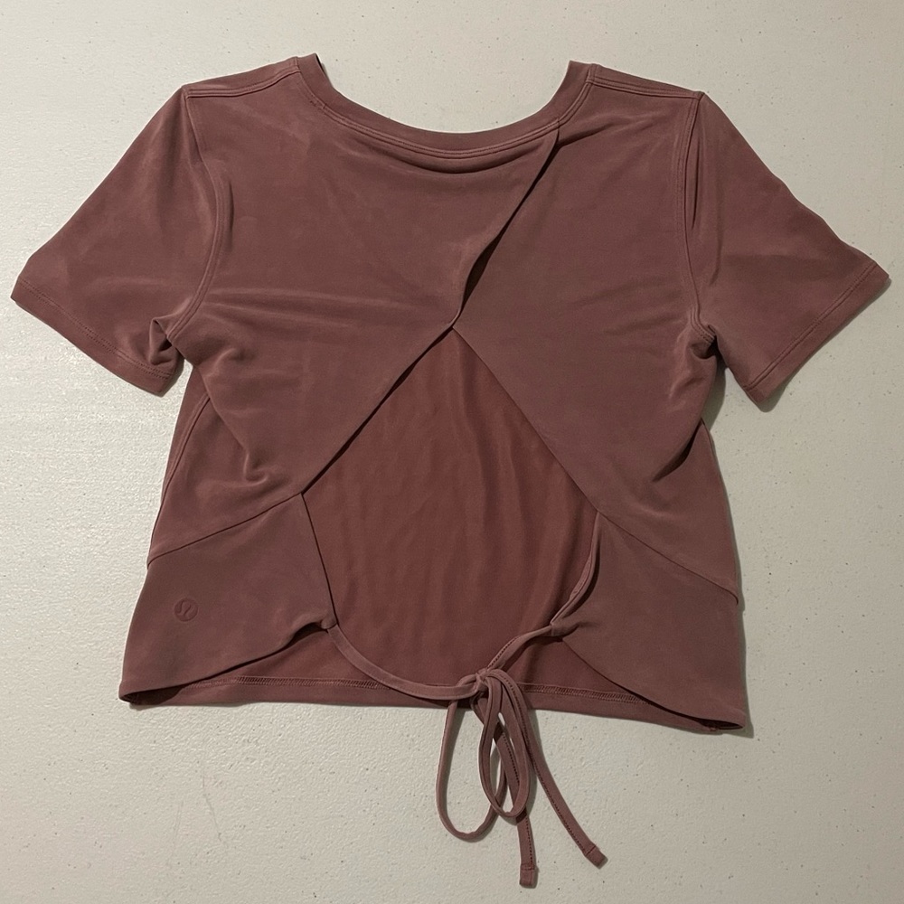 Rare Lululemon Open Tie Back Short Sleeve Crop Top Spiced Chai Pink Size 2 - Picture 5 of 13